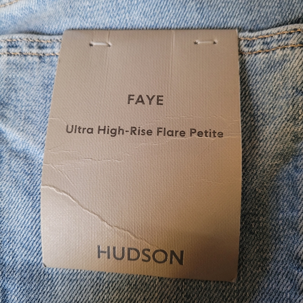Hudson Faye Ultra High Rise Flare Petite Jeans 31 Light Wash Raw Hem NWT - Picture 14 of 14